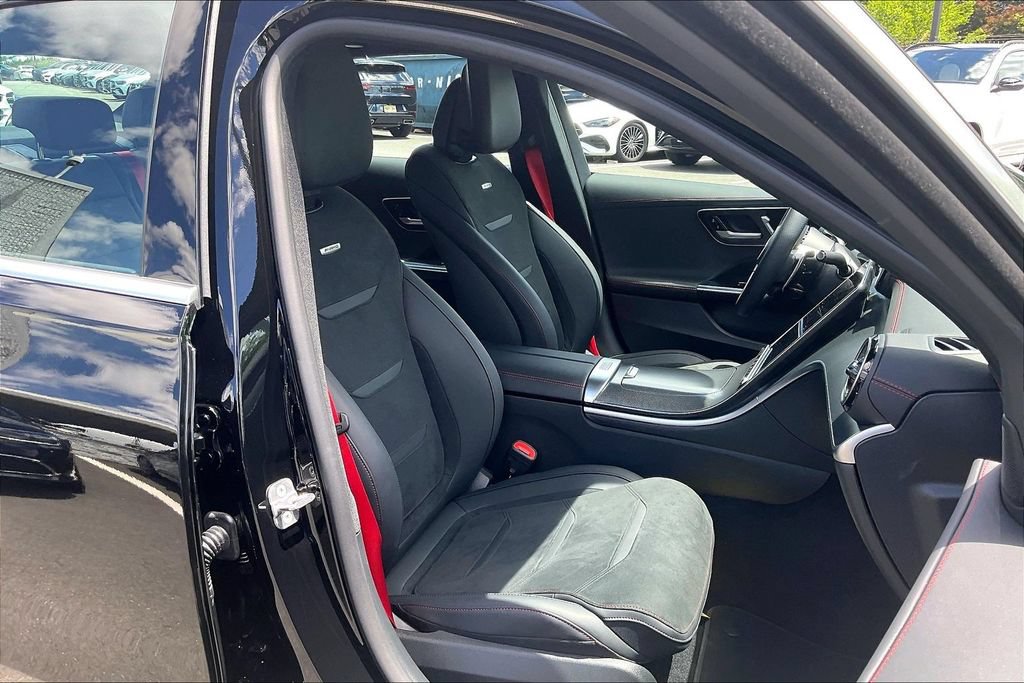 Used 2026 Mercedes-Benz C 43 AMG 4MATIC Sedan image 7