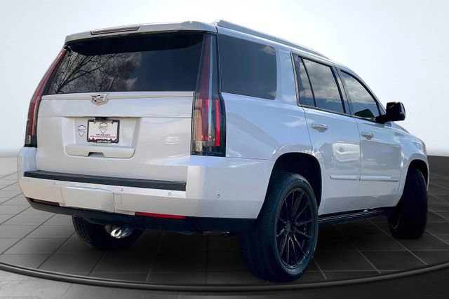 Used 2019 Cadillac Escalade Premium Luxury AWD/4WD image 11