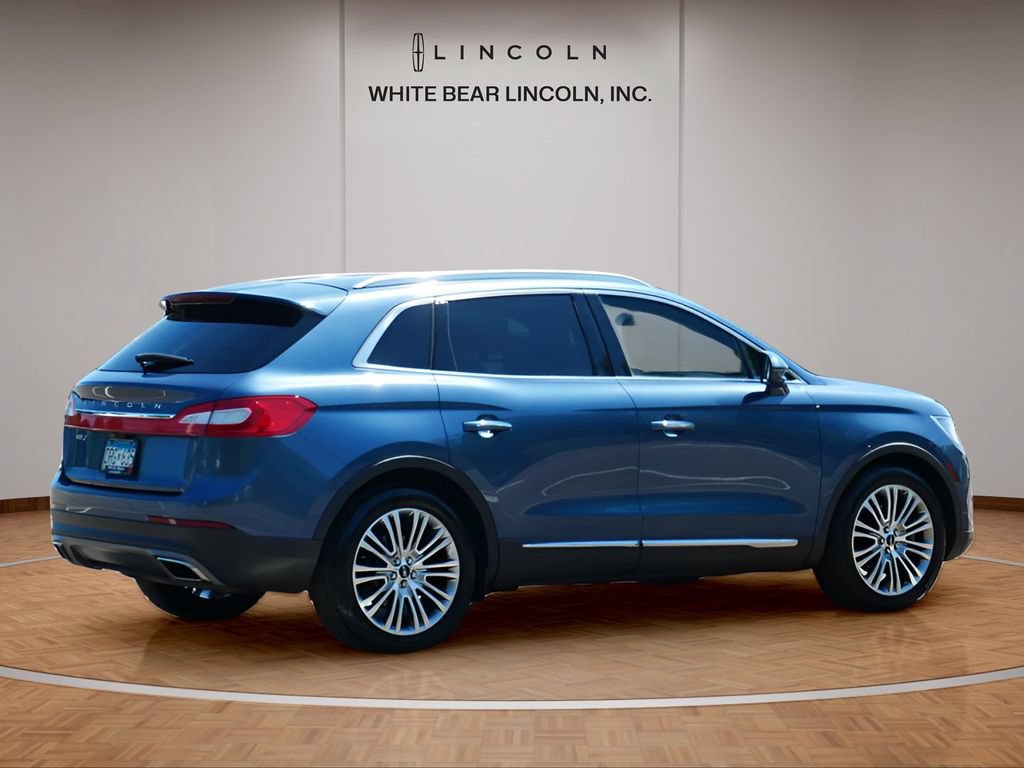 Used 2018 Lincoln MKX Reserve w/ Driver Assistance Package FWD image 5