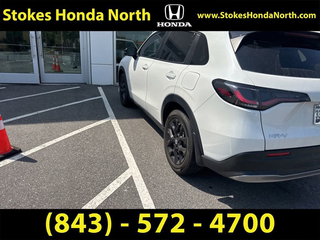 Used 2024 Honda HR-V Sport image 9