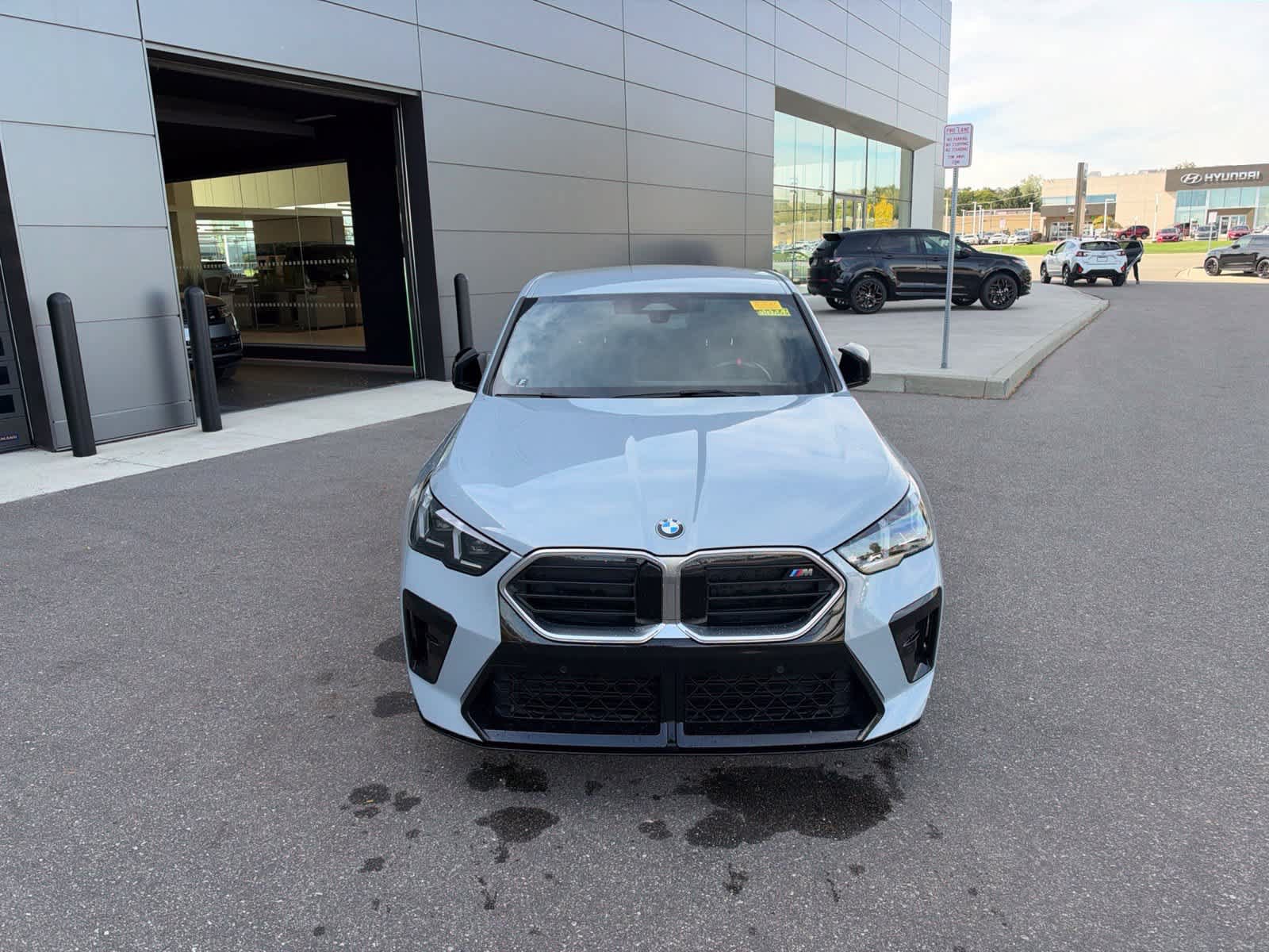Used 2024 BMW X2 M35i AWD/4WD image 8