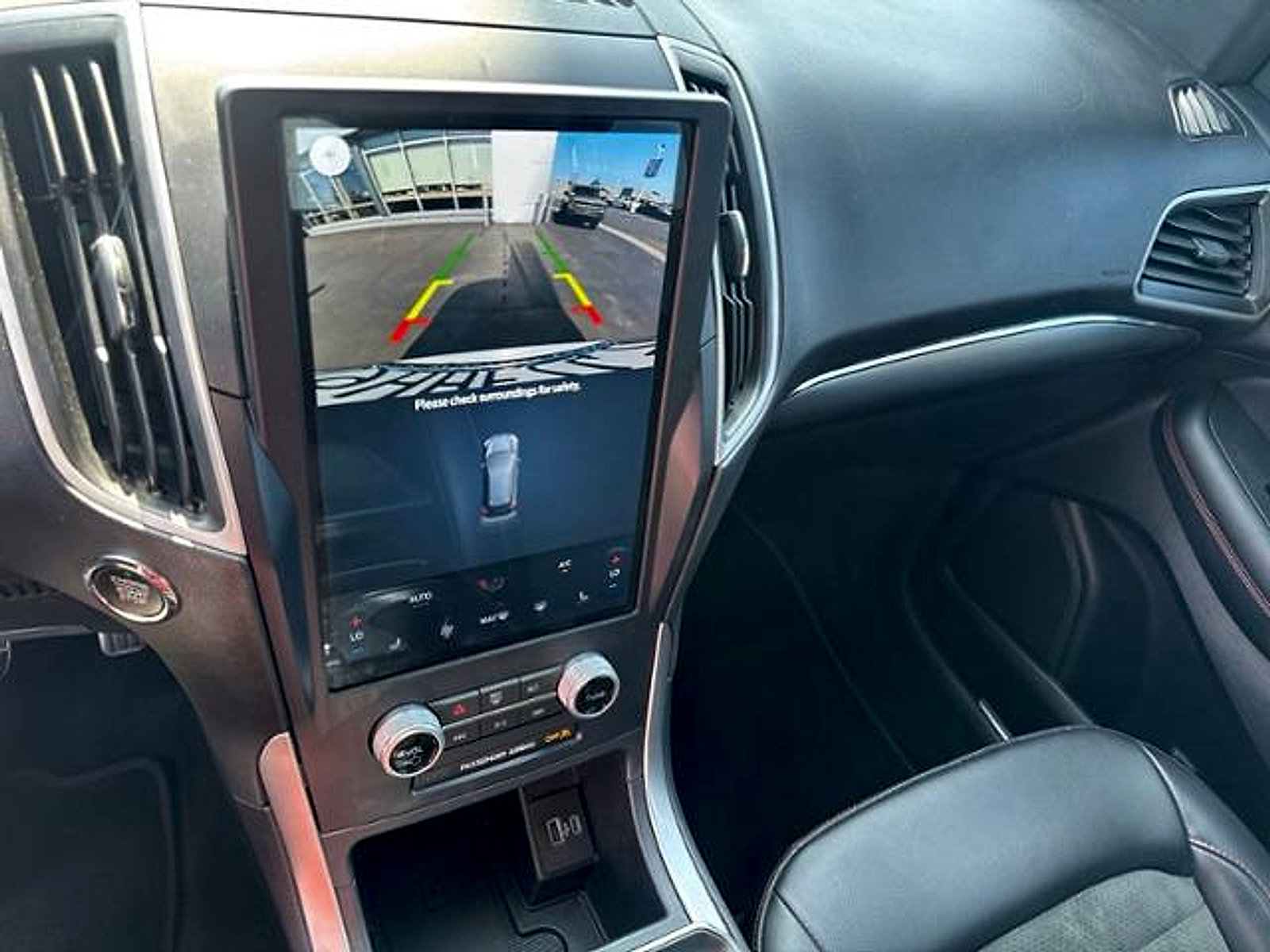 Used 2023 Ford Edge ST-Line AWD/4WD image 20