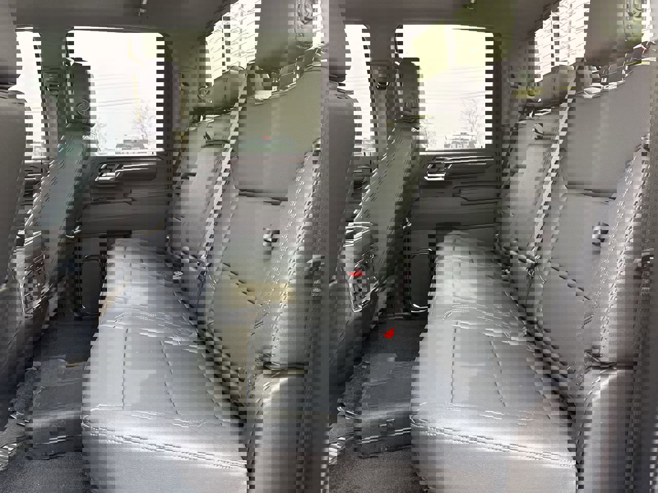 Used 2024 Chevrolet Silverado 2500 LTZ w/ LTZ Premium Package image 19