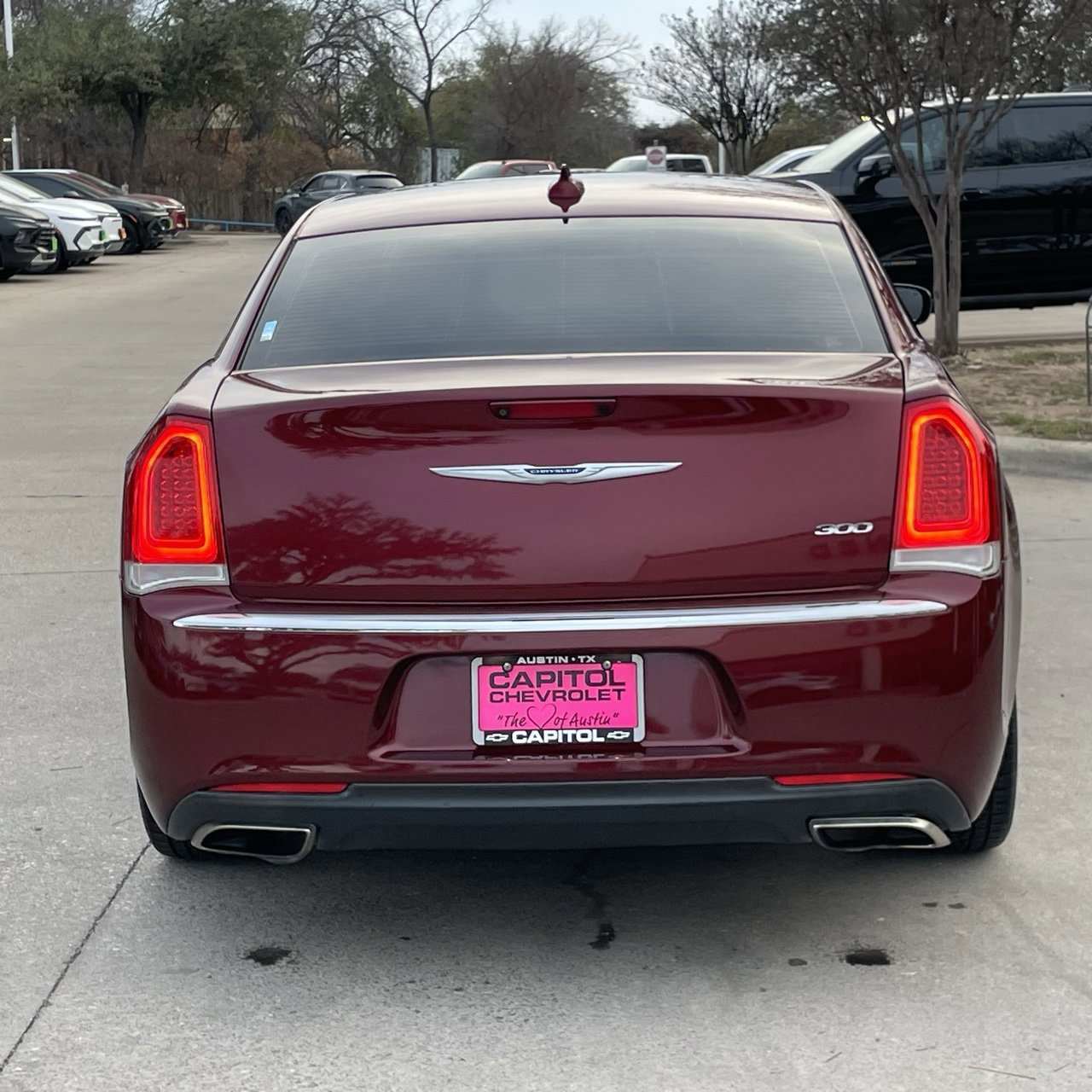 Used 2020 Chrysler 300 Limited image 5