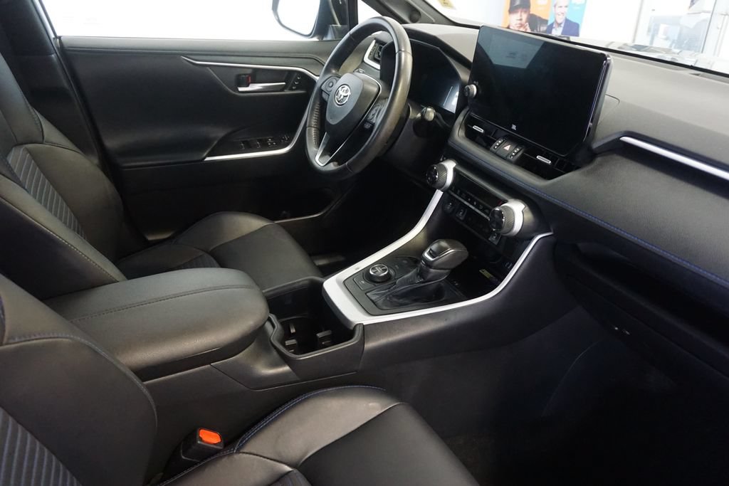 Certified 2023 Toyota RAV4 XSE AWD/4WD image 29