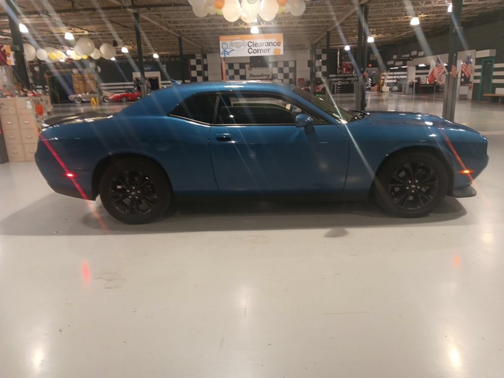 Used 2020 Dodge Challenger GT w/ Blacktop Package AWD/4WD image 10