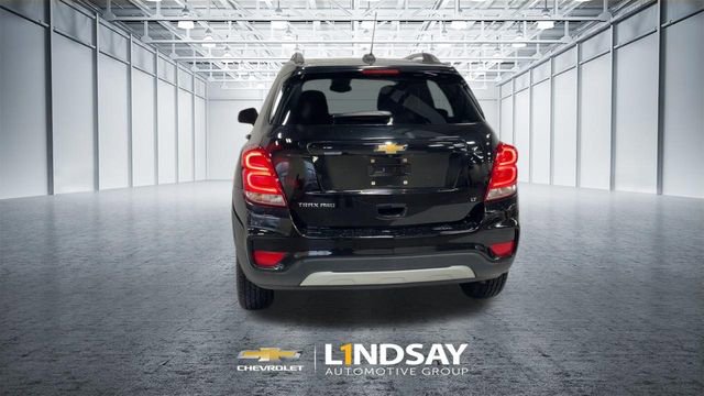 Used 2020 Chevrolet Trax LT w/ LT Convenience Package image 8