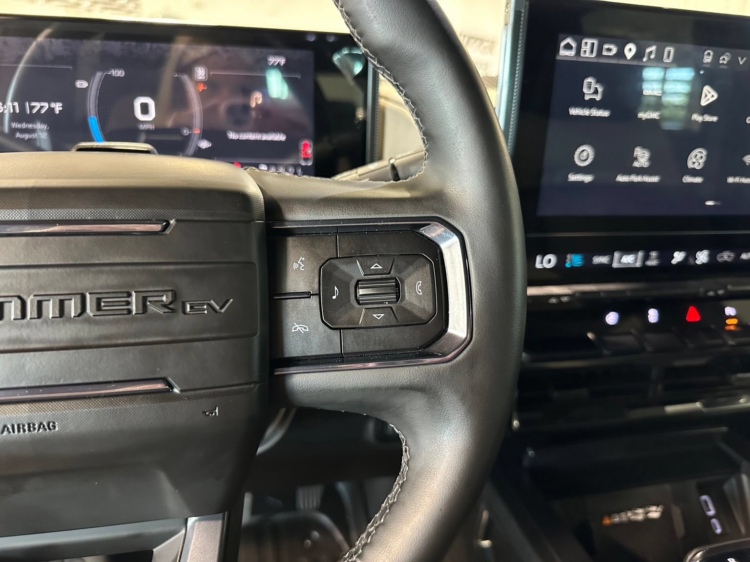Used 2026 GMC Hummer EV SUV AWD/4WD image 21