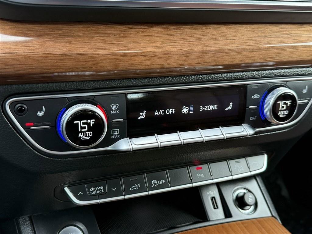 Used 2022 Audi Q5 e Premium w/ Convenience Package image 31