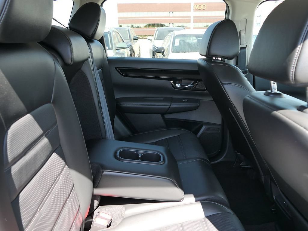 Used 2025 Honda CR-V EX-L image 40