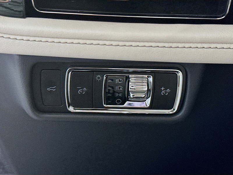 Used 2025 Lincoln Aviator Reserve w/ Equipment Group 201A image 10