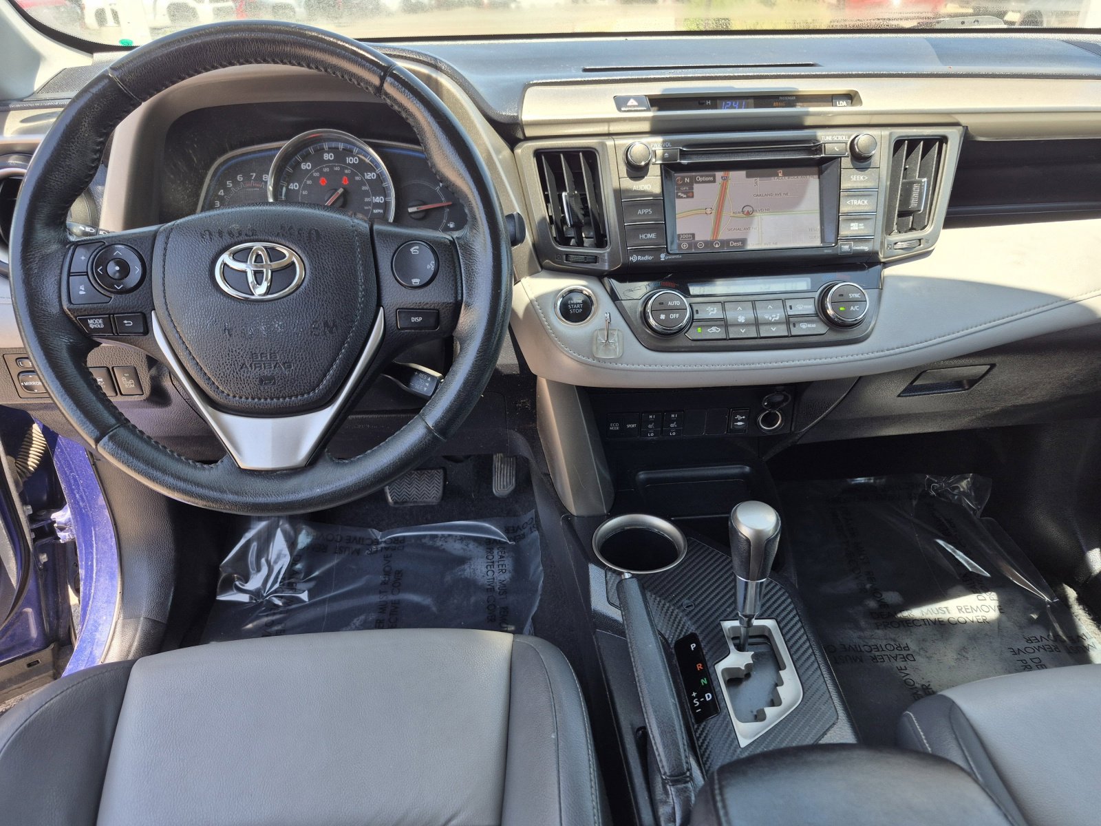 Used 2014 Toyota RAV4 Limited w/ Technology Package FWD image 18