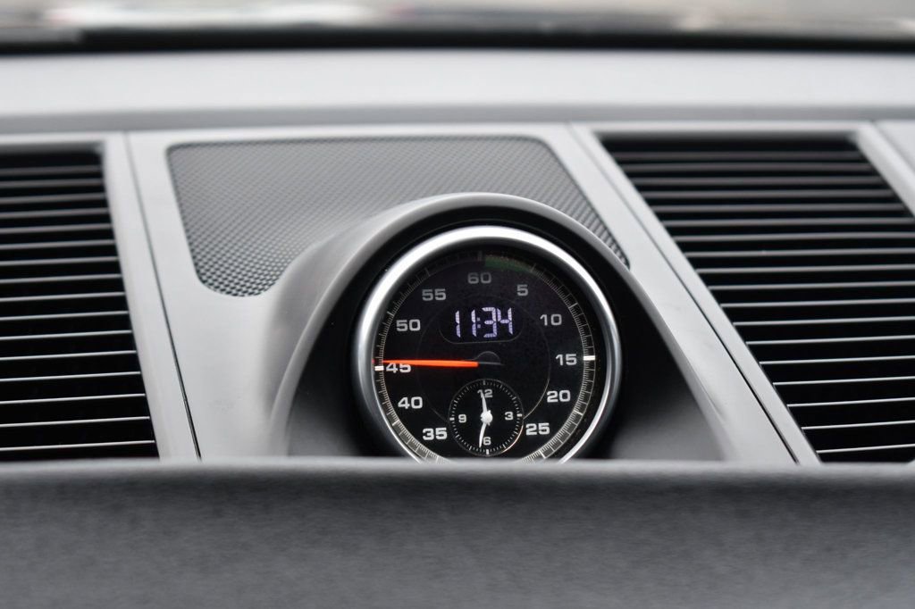 Used 2015 Porsche Macan Turbo image 20