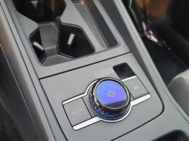 Used 2025 Volkswagen Tiguan S image 14