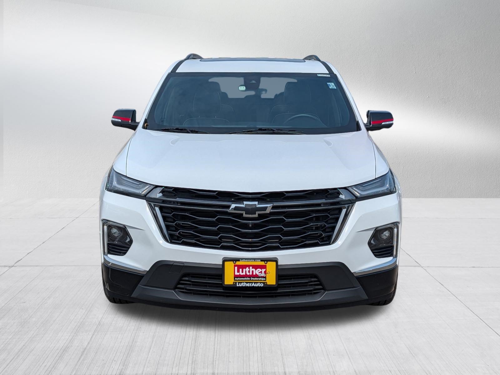 Used 2023 Chevrolet Traverse Premier w/ Redline Edition AWD/4WD image 2