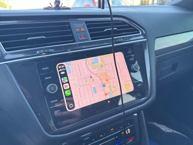 Used 2024 Volkswagen Tiguan SE R-Line image 13