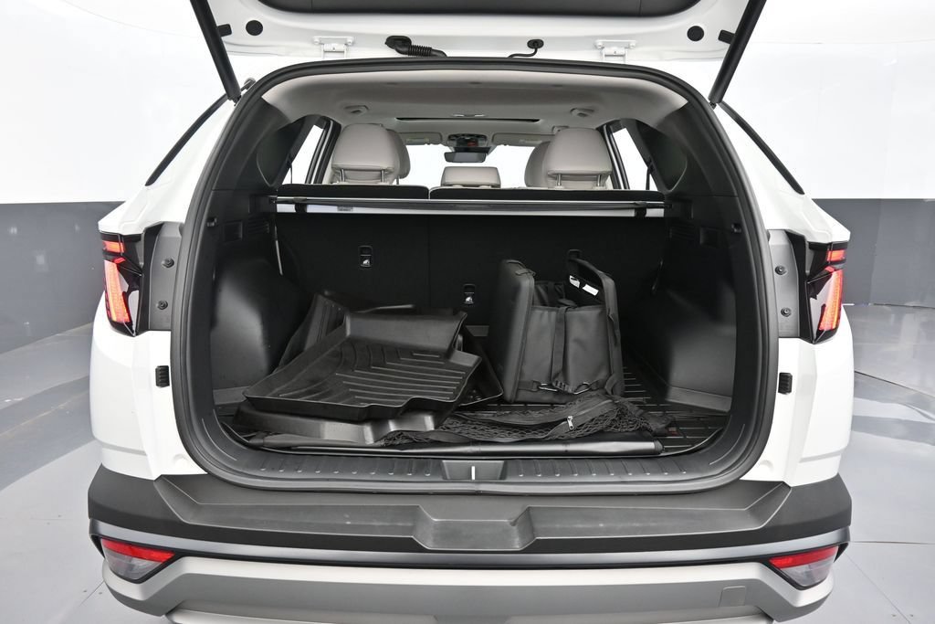 Used 2025 Hyundai Tucson SEL AWD/4WD image 28