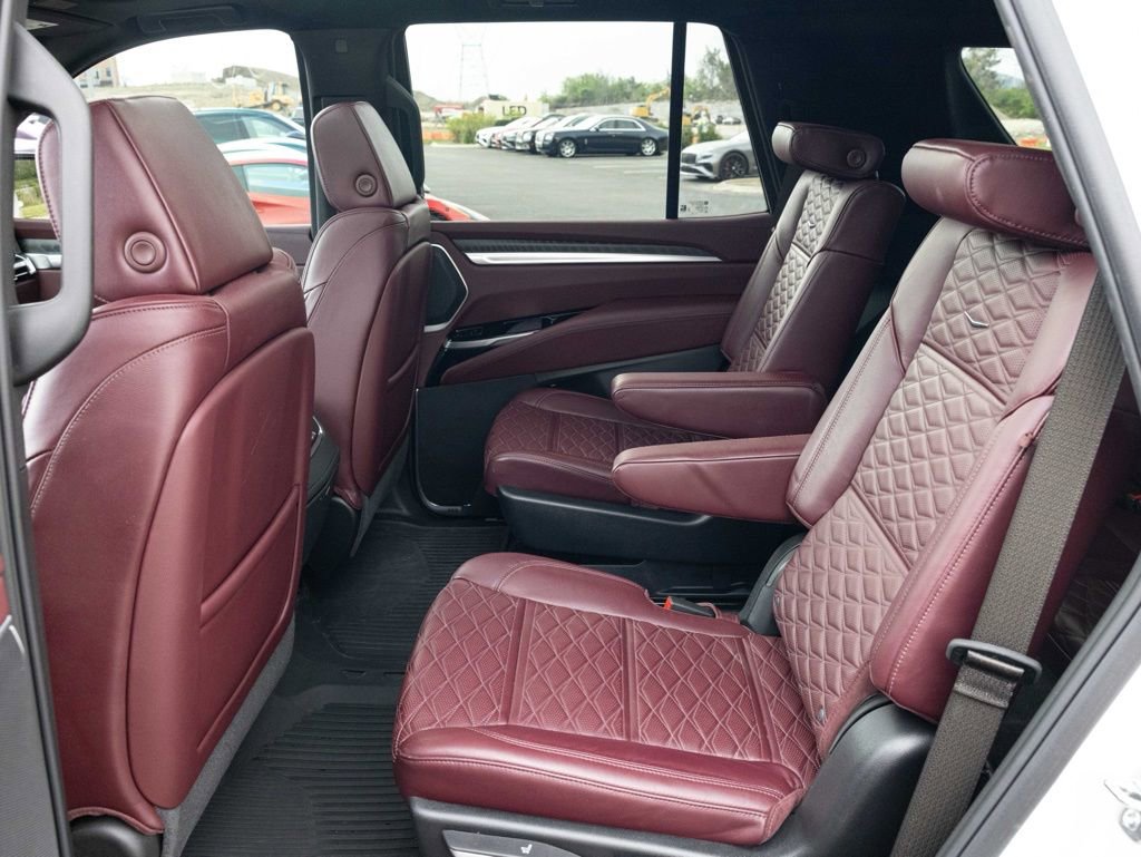 Used 2025 Cadillac Escalade Premium Luxury w/ Touring Package image 50