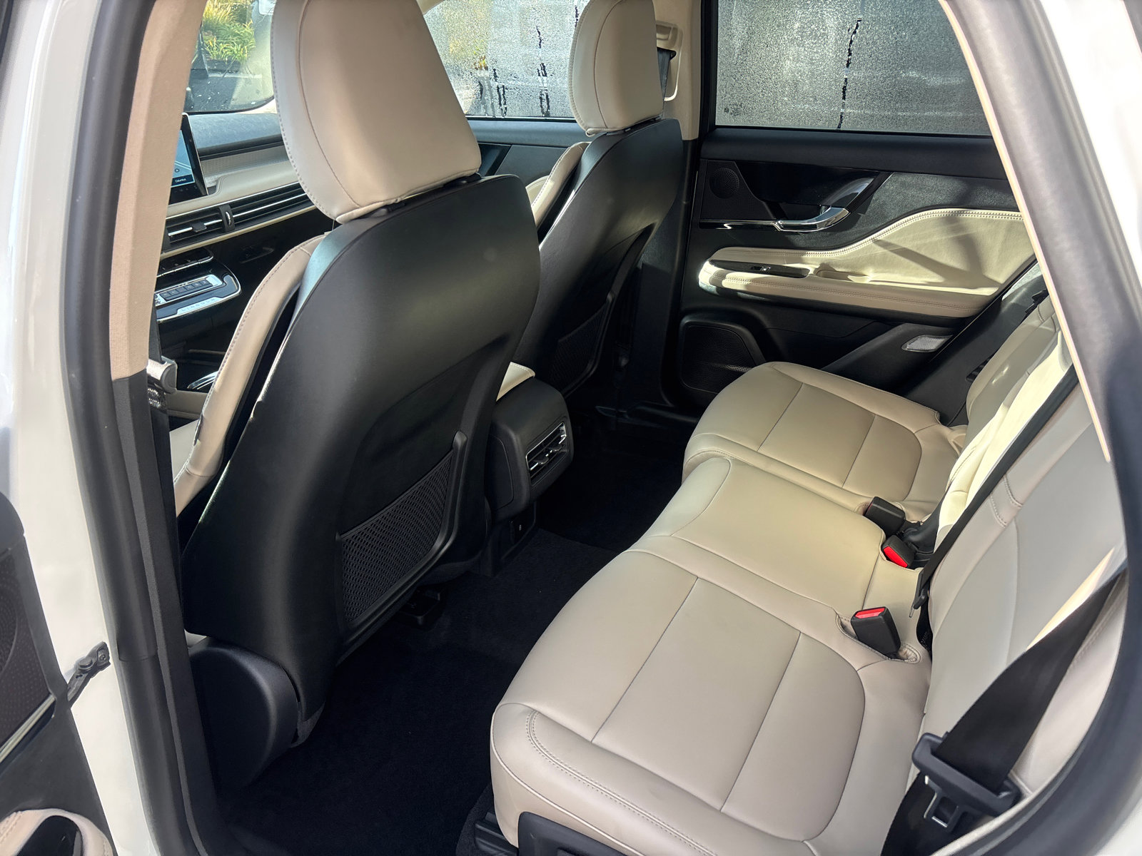 New 2026 Lincoln Corsair Premiere image 27