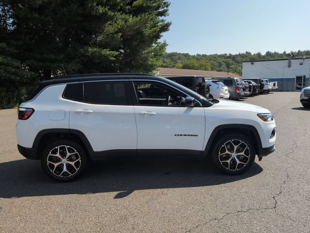 Certified 2024 Jeep Compass Limited w/ Sun and Sound Group AWD/4WD image 4