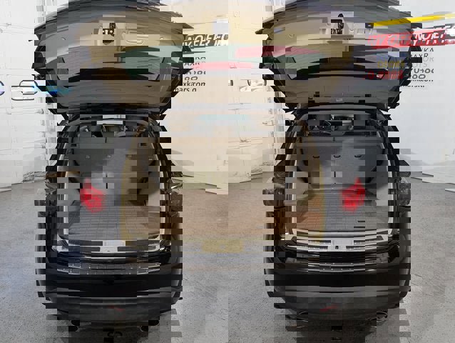 Used 2017 INFINITI QX70 AWD w/ Premium Package image 29