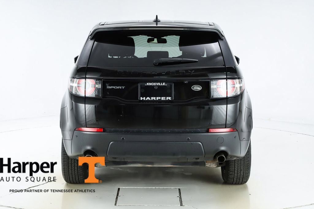 Used 2016 Land Rover Discovery Sport SE image 8
