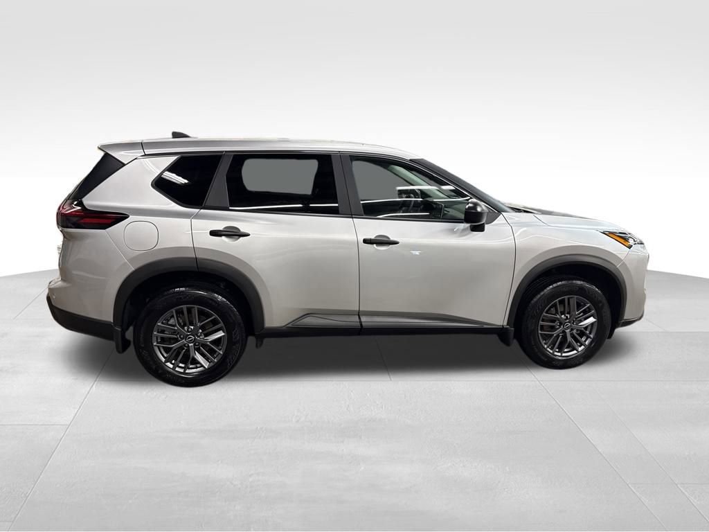 Certified 2024 Nissan Rogue S image 44