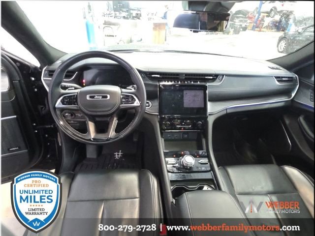 Used 2023 Jeep Grand Cherokee L Overland w/ Advanced Protech Group III image 21