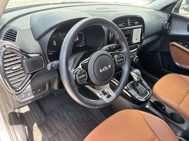 Used 2024 Kia Soul EX w/ Option Group 015 FWD image 18