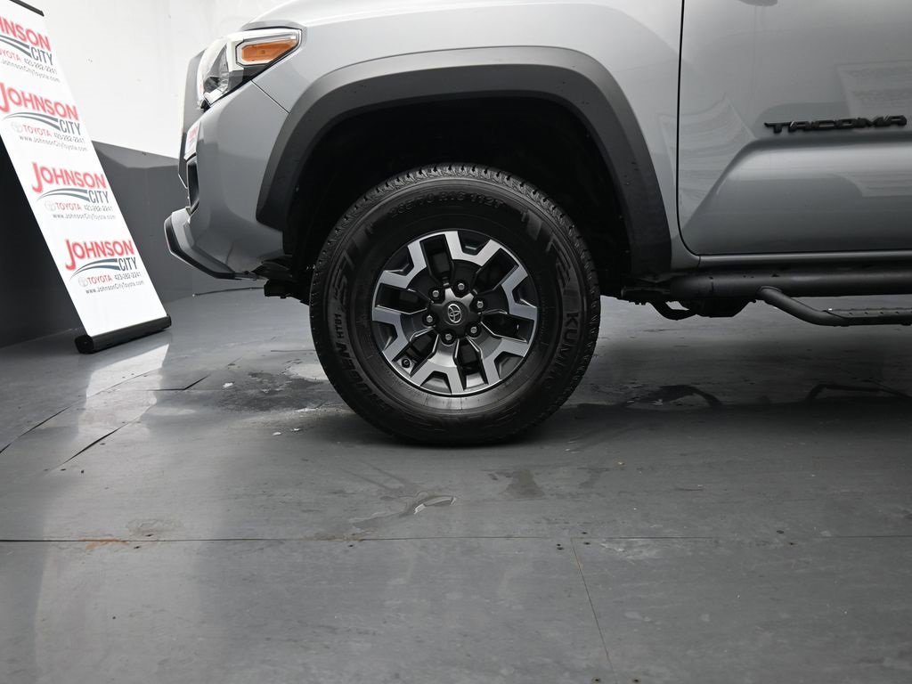 Used 2019 Toyota Tacoma TRD Off-Road image 15