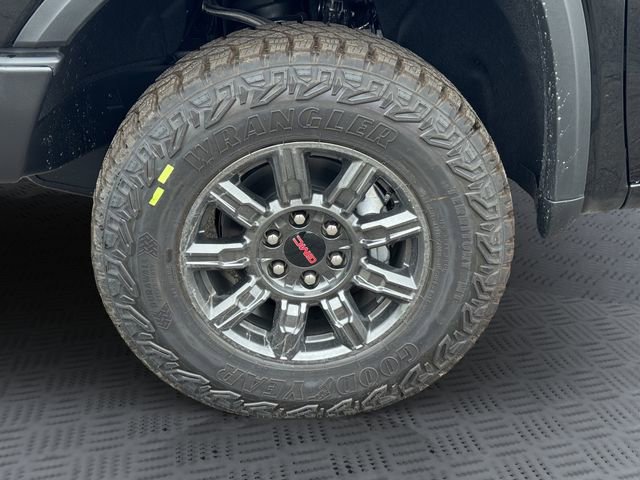 New 2026 GMC Sierra 1500 AT4X w/ LPO, Black Badging Package AWD/4WD image 28