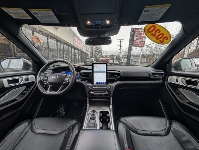 Used 2020 Ford Explorer ST w/ Premium Technology Package image 7