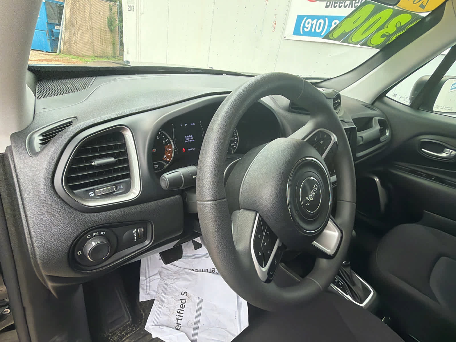 Used 2023 Jeep Renegade Latitude AWD/4WD image 21