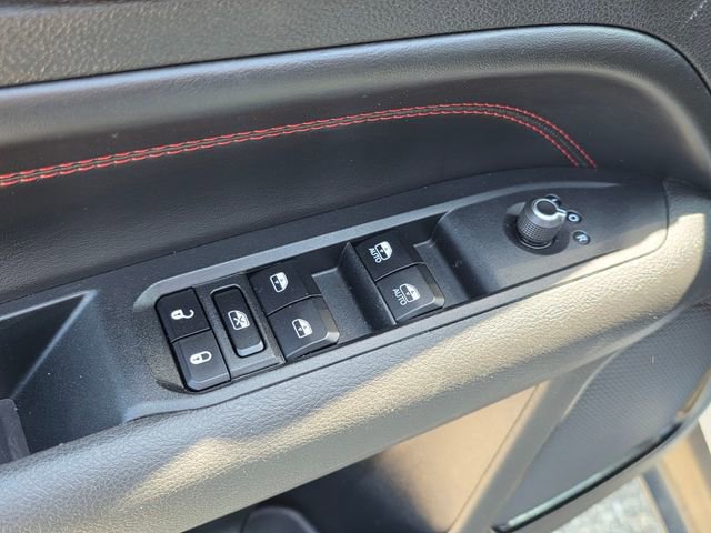 Used 2023 Jeep Compass Trailhawk AWD/4WD image 11