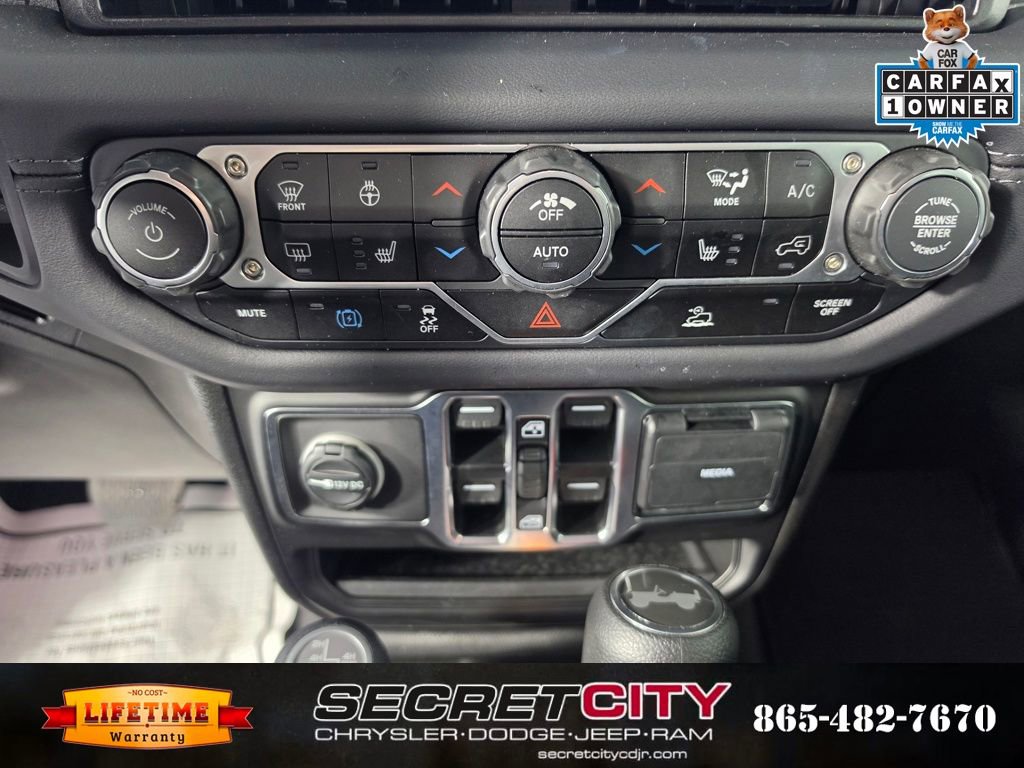 Used 2025 Jeep Wrangler Sahara 4xe image 23