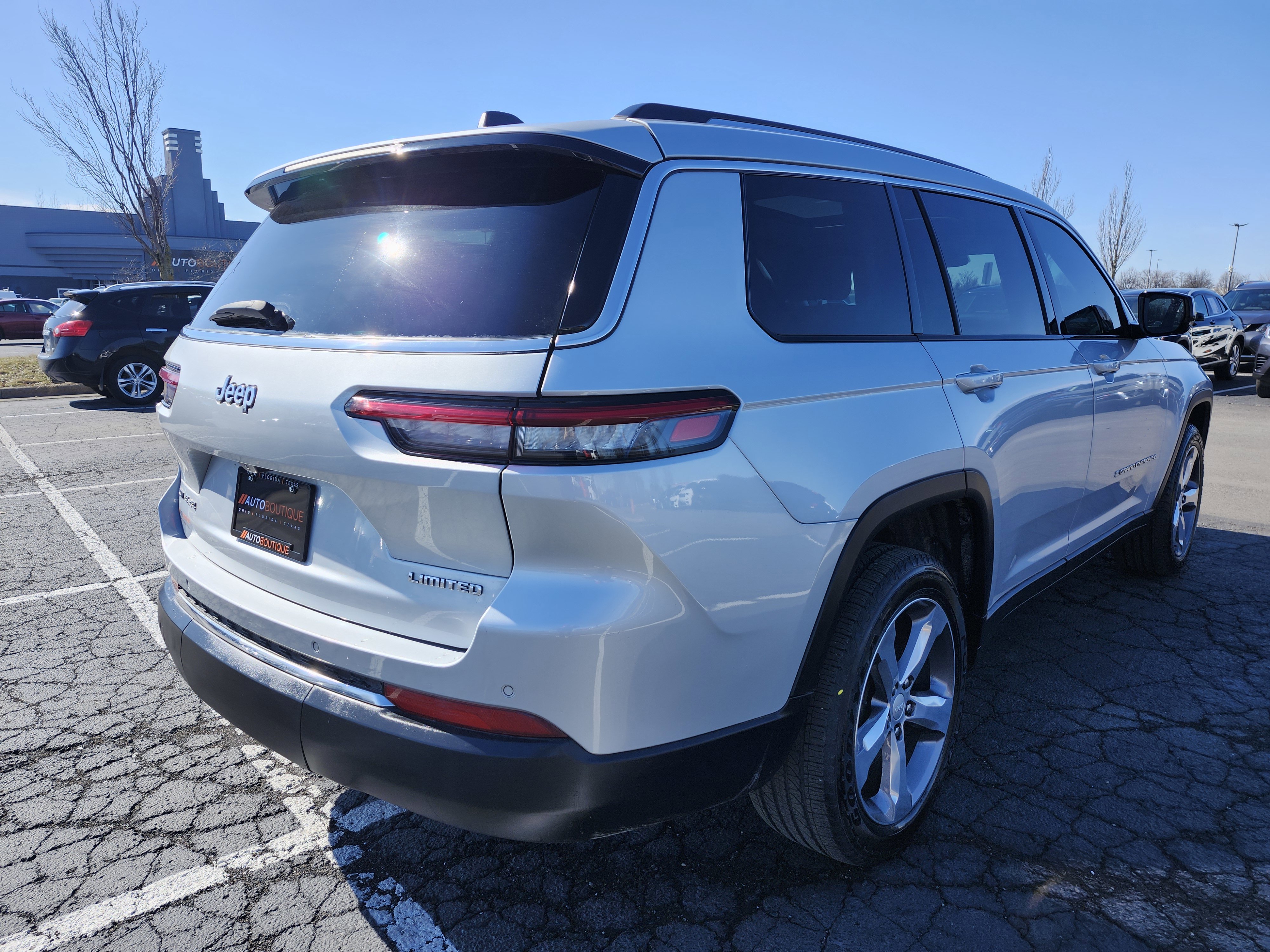 Used 2021 Jeep Grand Cherokee L Limited w/ Trailer Tow Group (B) image 17