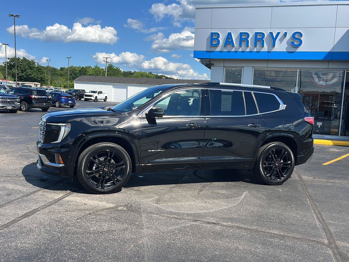 Used 2026 GMC Acadia Denali w/ Super Cruise Package AWD/4WD image 2
