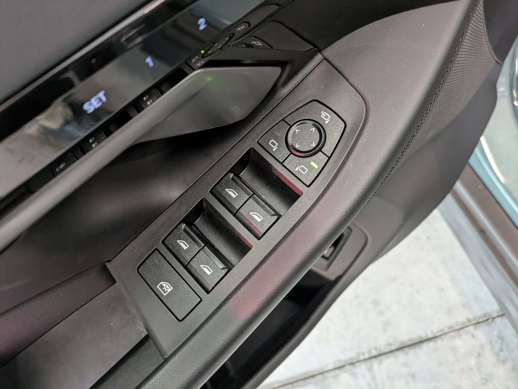 Certified 2025 BMW 530i xDrive w/ Premium Package image 12