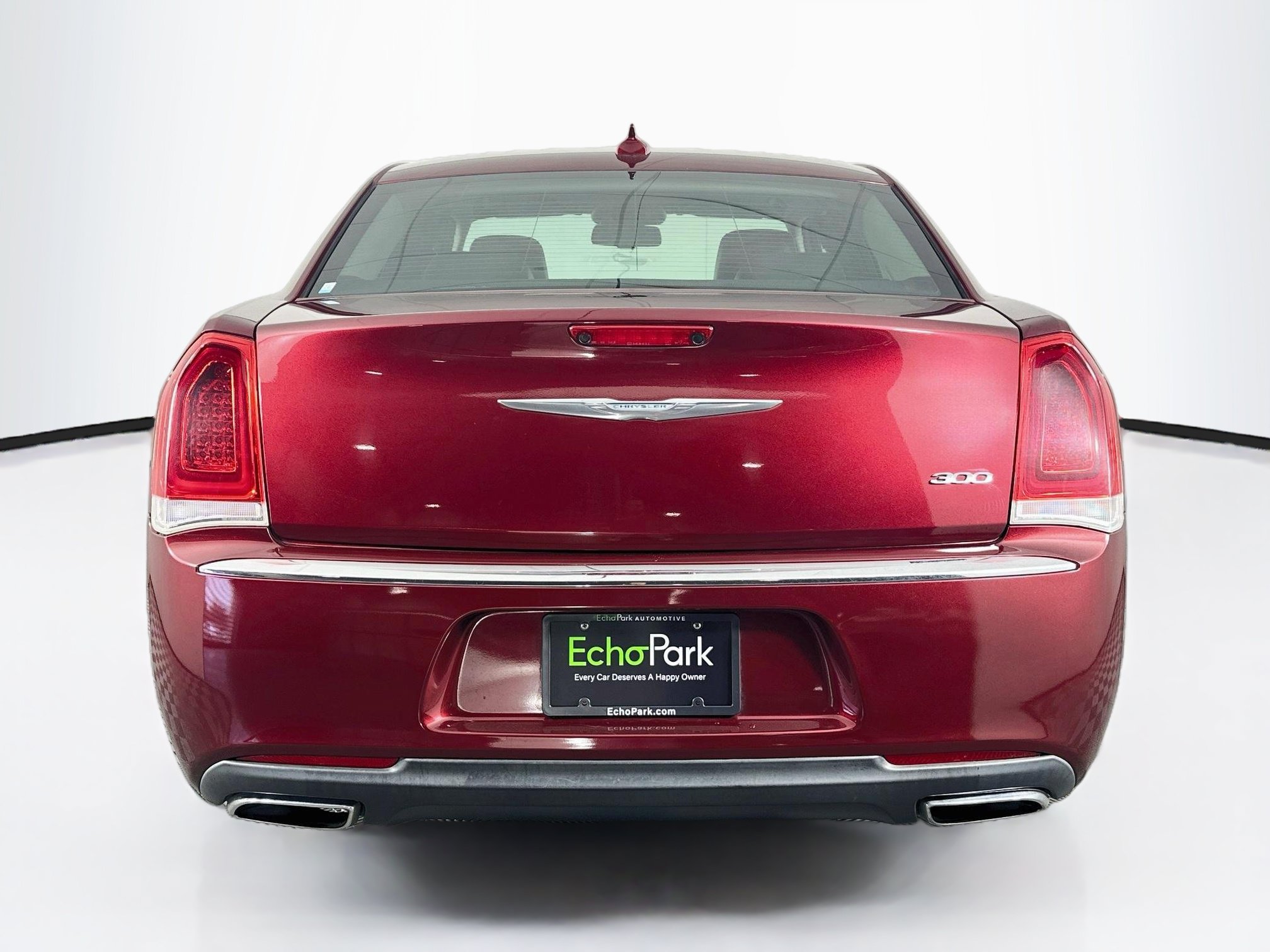 Used 2016 Chrysler 300 Limited RWD image 7