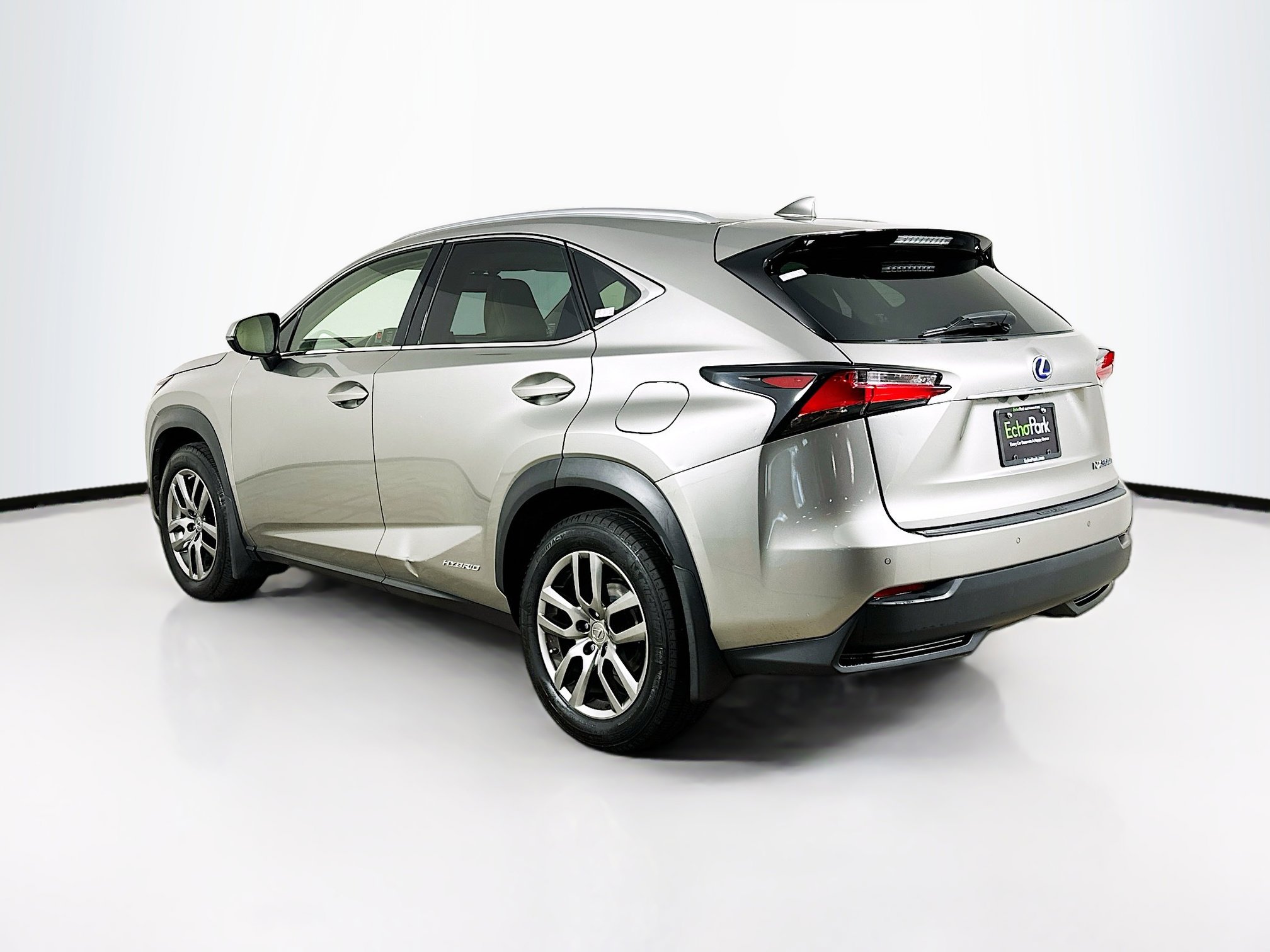 Used 2016 Lexus NX 300h AWD image 5