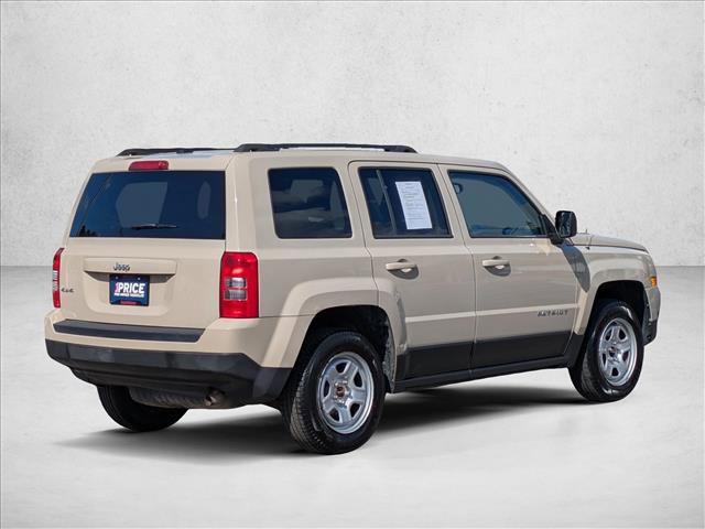 Used 2016 Jeep Patriot Sport w/ Power Value Group AWD/4WD image 5