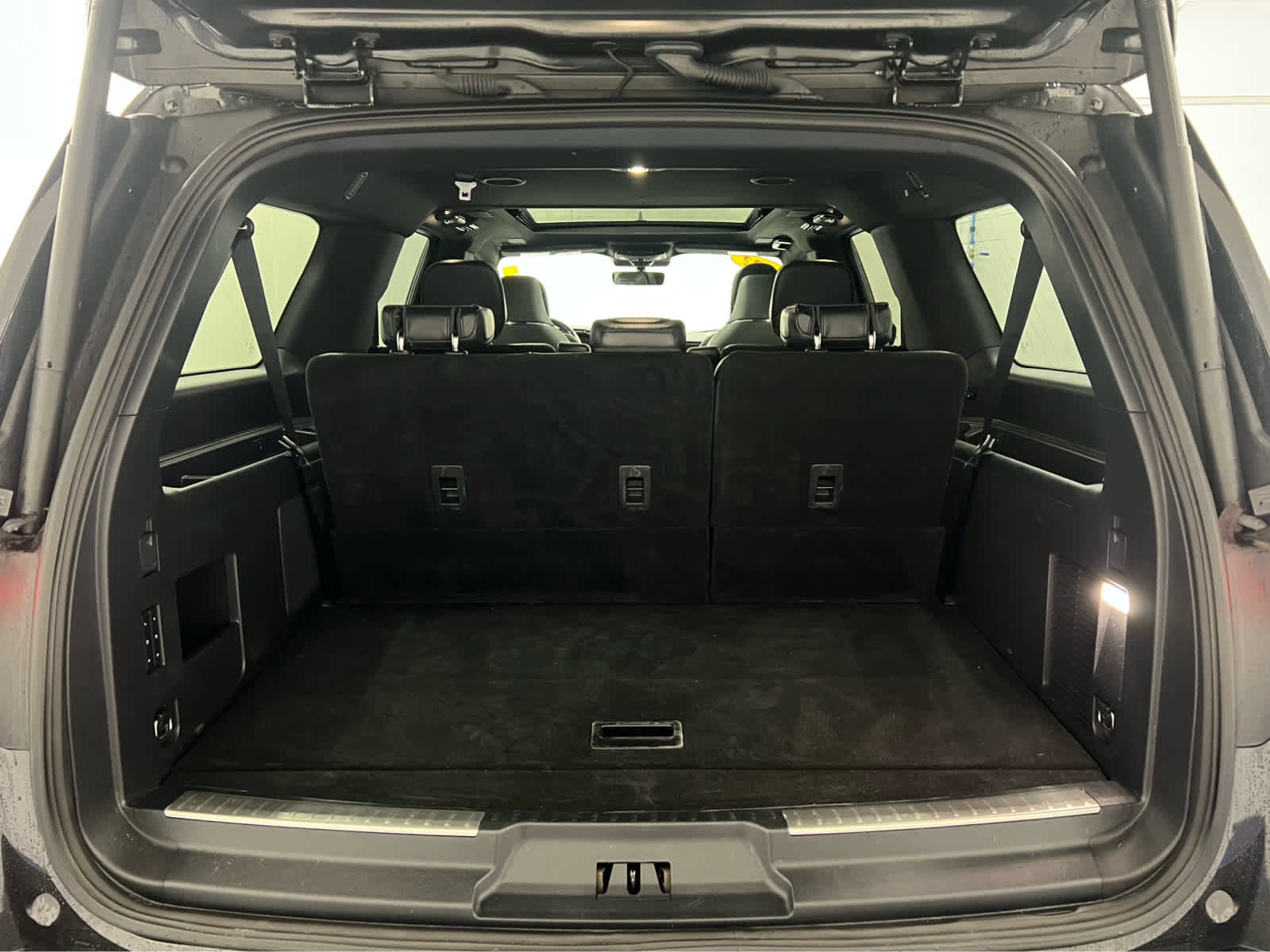 Used 2022 Lincoln Navigator L Reserve image 13