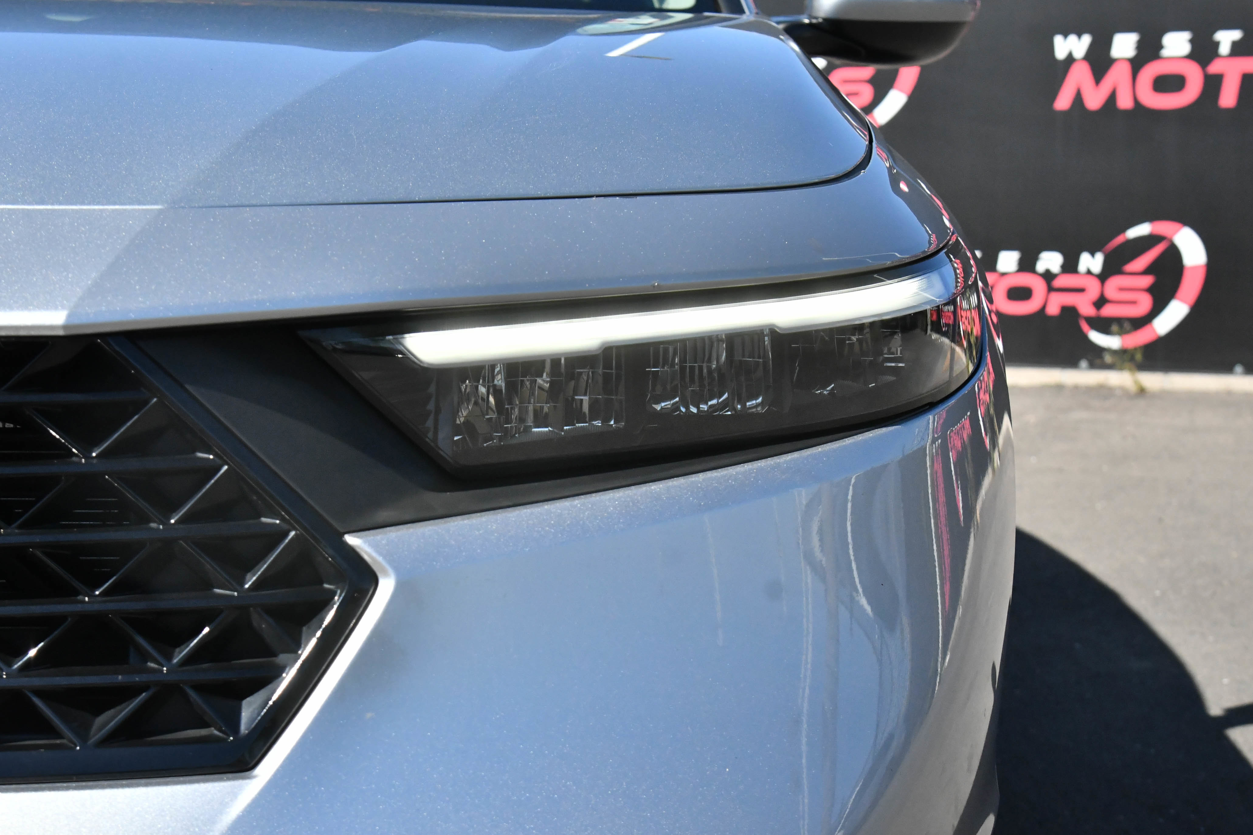 Used 2024 Honda Accord EX image 11