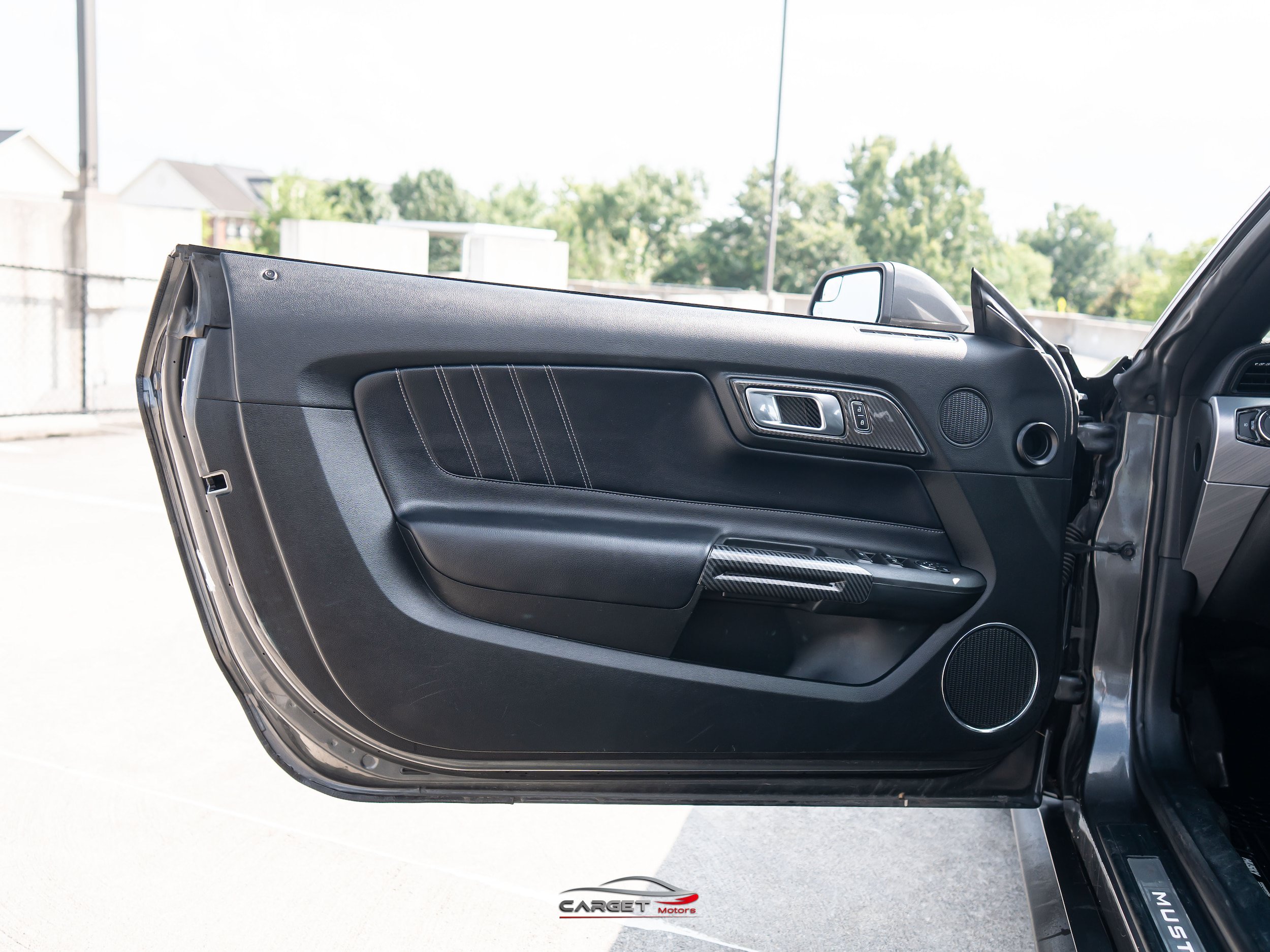Used 2020 Ford Mustang GT Premium RWD image 37