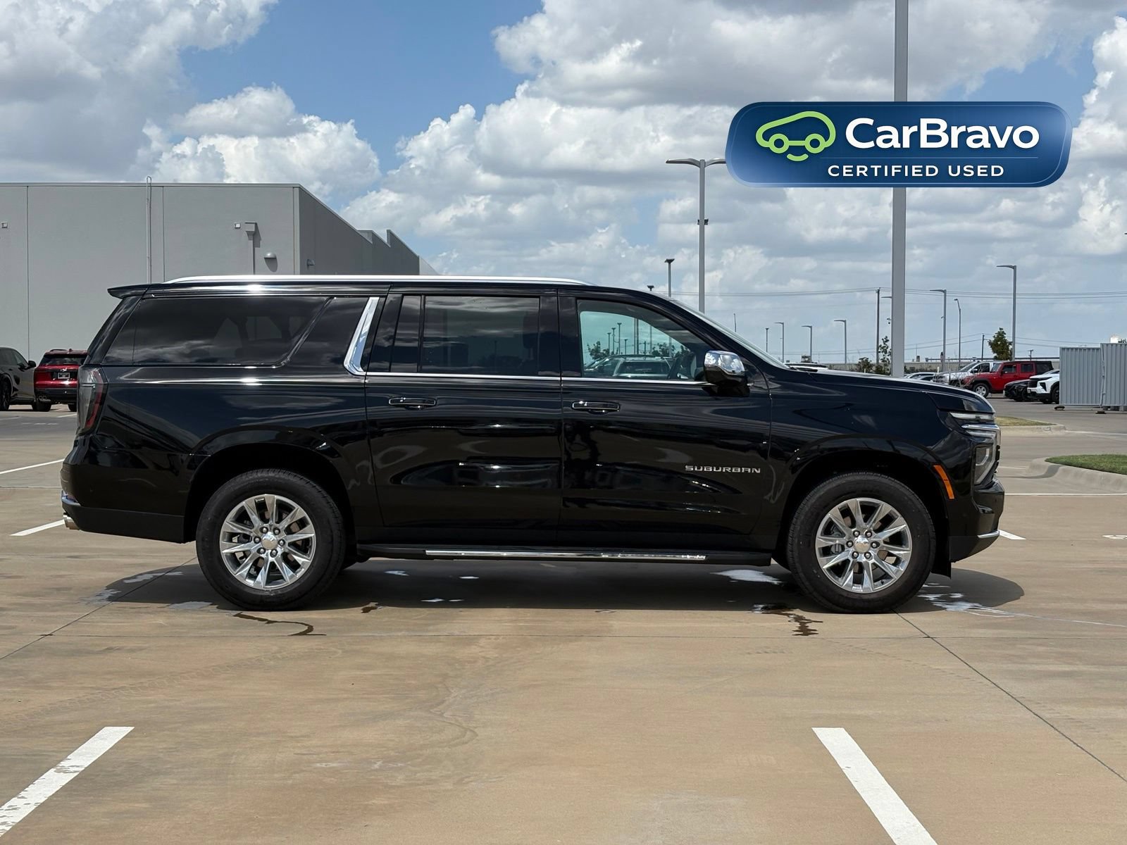 Used 2026 Chevrolet Suburban Premier AWD/4WD image 8
