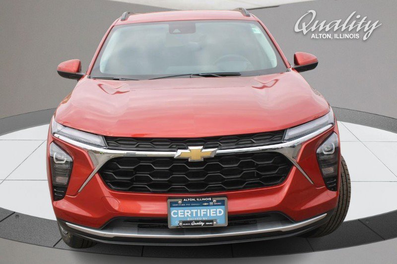 Certified 2024 Chevrolet Trax LT w/ Driver Confidence Package image 11