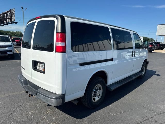 Used 2017 Chevrolet Express 3500 LT w/ LT Preferred Equipment Group RWD image 10