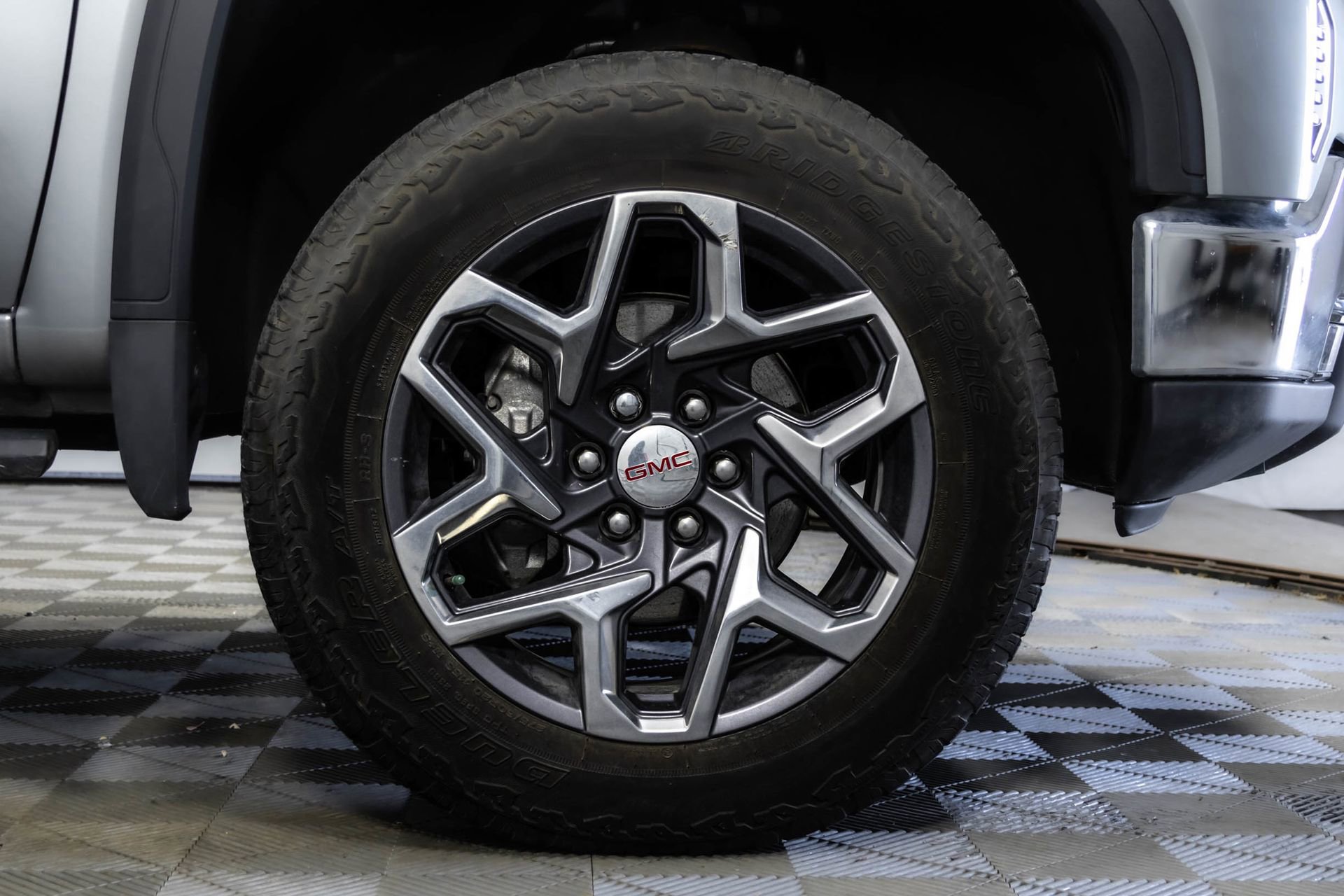 Used 2024 GMC Sierra 1500 SLT w/ SLT Premium Plus Package AWD/4WD image 46