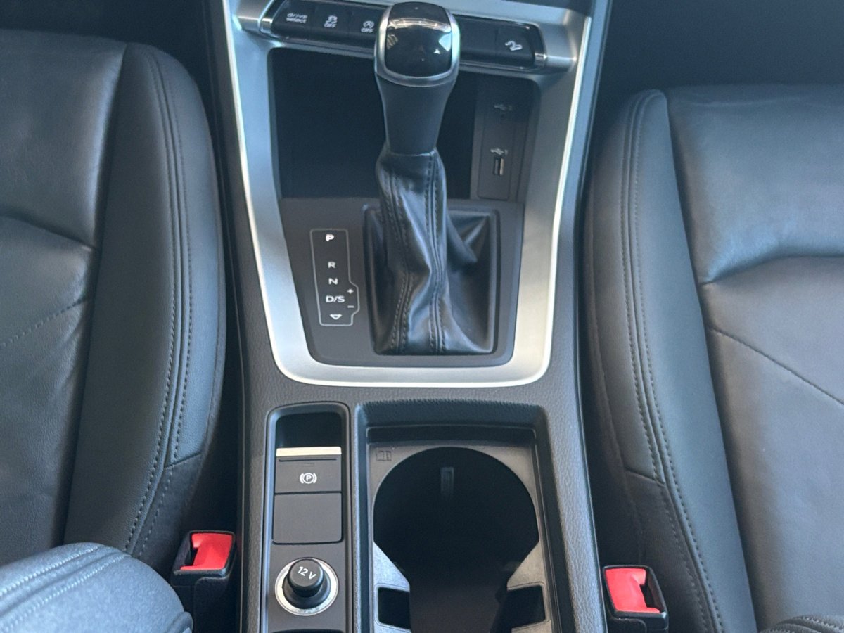 Used 2019 Audi Q3 2.0T Premium image 5