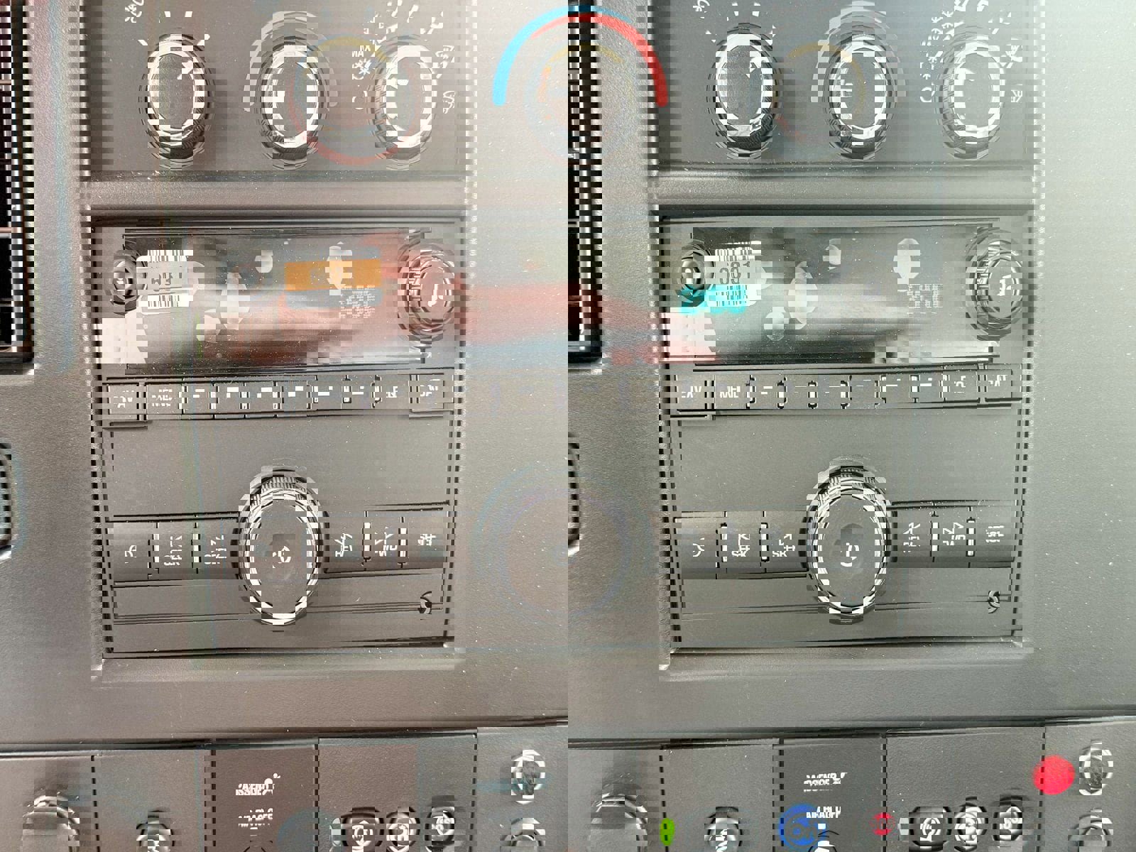 New 2025 Chevrolet Express 3500 w/ Power Convenience Package RWD image 7